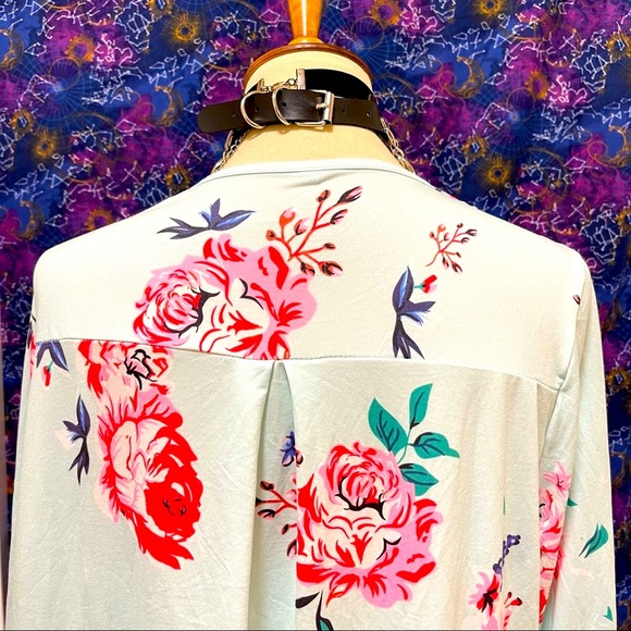 π Lovely colorful rose open cardigan - Picture 1 of 11